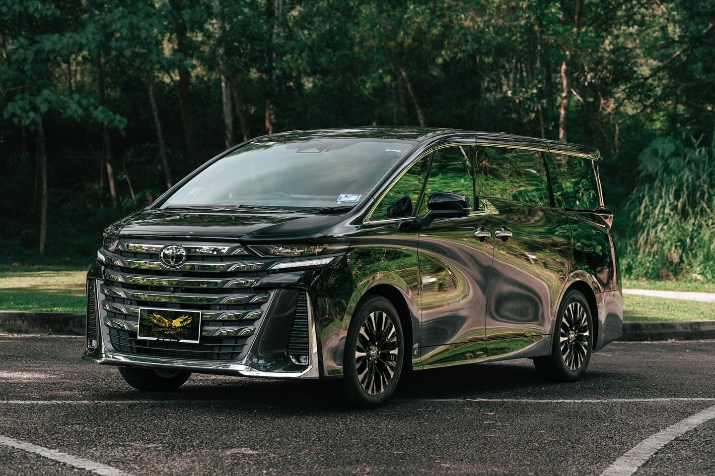 Toyota Vellfire for rent in Kuala Lumpur